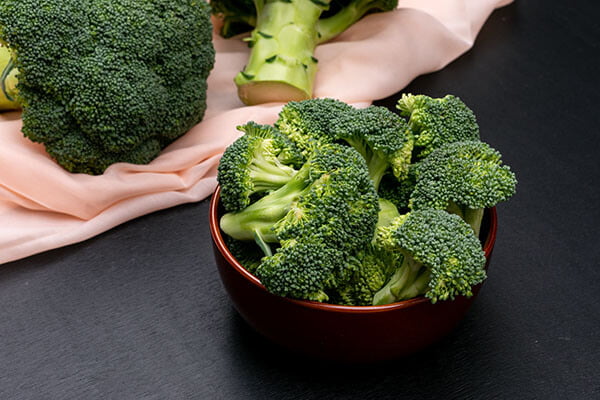 Broccoli nutrition is an excellent source of vitamin K, calcium, magnesium and potassium